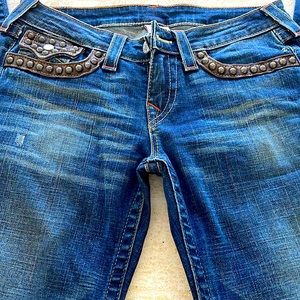 Preowned true religion studded jeans size 30